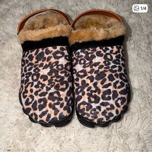 Leopard Print Fuzzy Lined Slip-On Clog